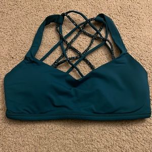 Lululemon free to be wild bra